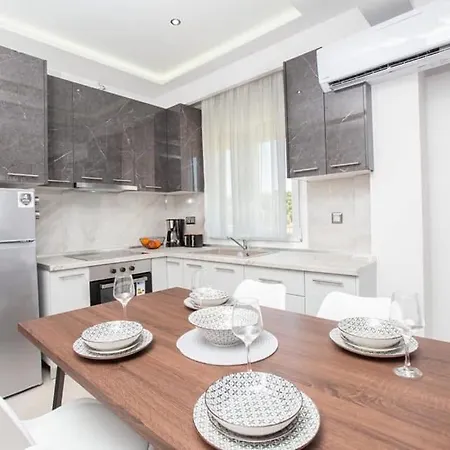 Marane Luxury Suites Nea Moudania Extérieur photo